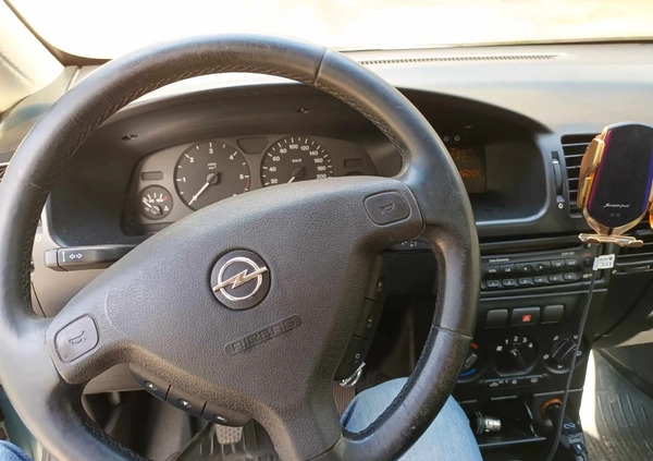 Opel Zafira cena 6200 przebieg: 335000, rok produkcji 2003 z Biała małe 56